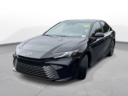 Midnight Black Metallic 2026 Toyota Camry XLE