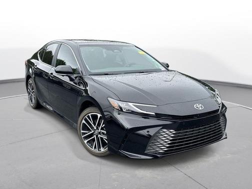 Midnight Black Metallic 2026 Toyota Camry XLE