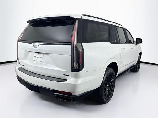2021 Cadillac Escalade ESV Sport