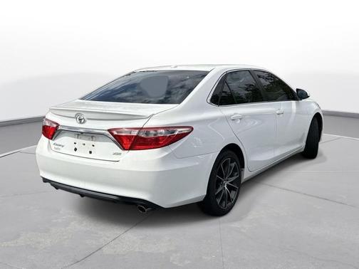 2017 Toyota Camry XSE