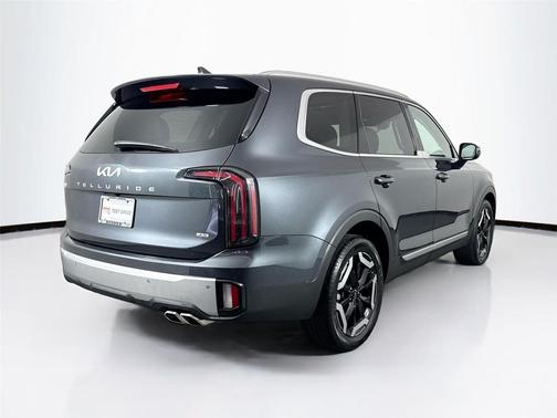 Gravity Gray 2024 Kia Telluride EX
