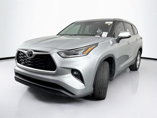 2021 Toyota Highlander LE
