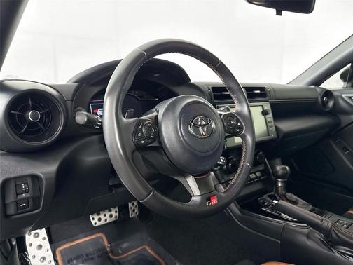 Ridge Green 2025 Toyota GR86 Base