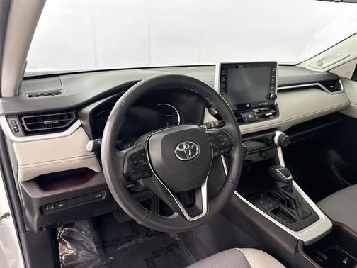 2022 Toyota RAV4 Limited