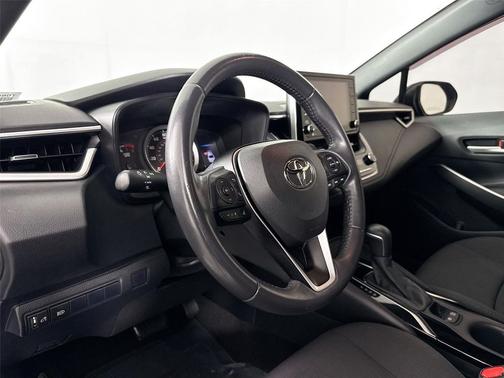 Blue Crush Metallic 2021 Toyota Corolla SE
