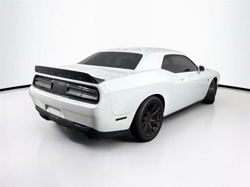 2015 Dodge Challenger SRT Hellcat