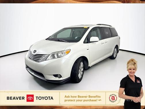 2017 Toyota Sienna XLE