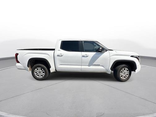 Ice Cap 2025 Toyota Tundra SR5