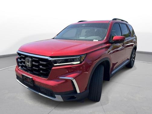 Radiant Red Metallic II 2023 Honda Pilot Touring 8-Passenger