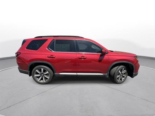 Radiant Red Metallic II 2023 Honda Pilot Touring 8-Passenger
