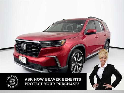 Radiant Red Metallic II 2023 Honda Pilot Touring 8-Passenger