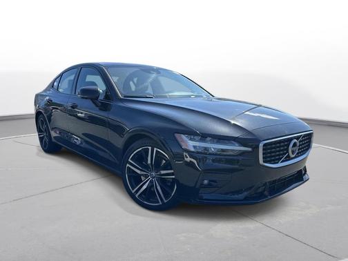 2019 Volvo S60 T5 R-Design