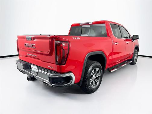 Cardinal Red 2021 GMC Sierra 1500 SLT