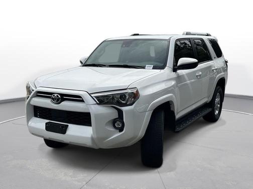 Super White 2021 Toyota 4Runner SR5