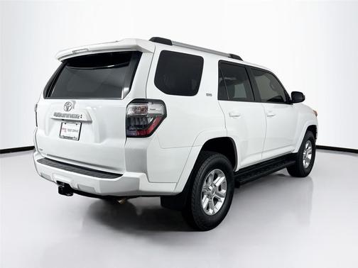 Super White 2021 Toyota 4Runner SR5