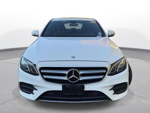 2017 Mercedes-Benz E-Class 4MATIC