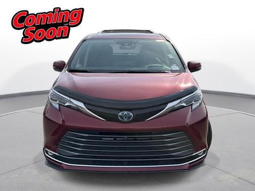 2022 Toyota Sienna Platinum