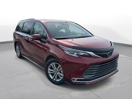 2022 Toyota Sienna Platinum