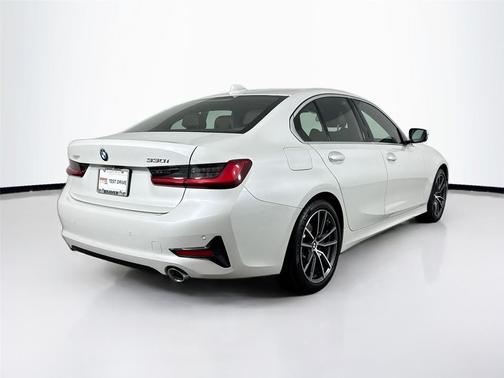 Mineral White Metallic 2020 BMW 330 330i