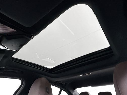 Mineral White Metallic 2020 BMW 330 330i