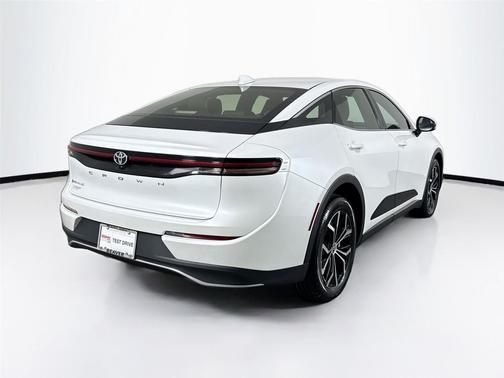 2025 Toyota Crown XLE