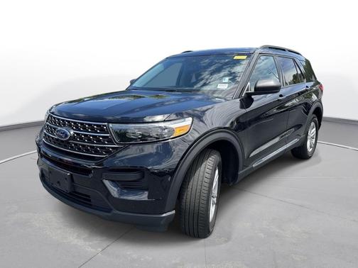 Agate Black 2023 Ford Explorer XLT