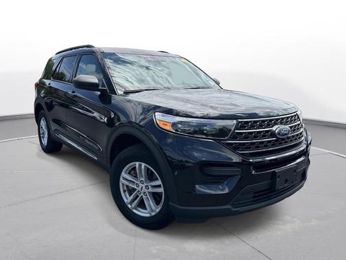 Agate Black 2023 Ford Explorer XLT
