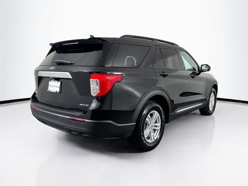 Agate Black 2023 Ford Explorer XLT