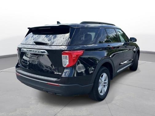 Agate Black 2023 Ford Explorer XLT