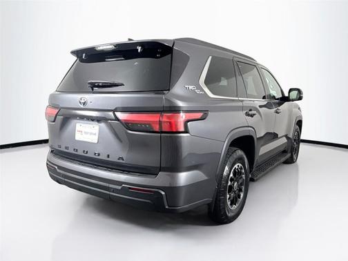 2024 Toyota Sequoia SR5