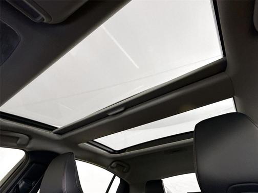 Cutting Edge 2026 Toyota Prius Plug-In Hybrid XSE