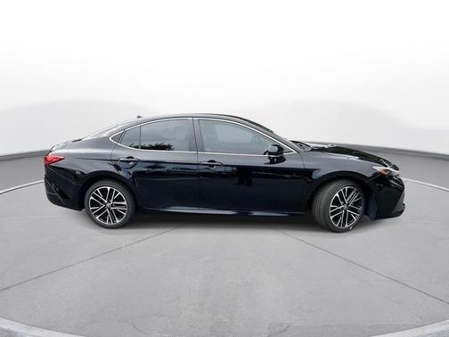 Midnight Black Metallic 2025 Toyota Camry XLE