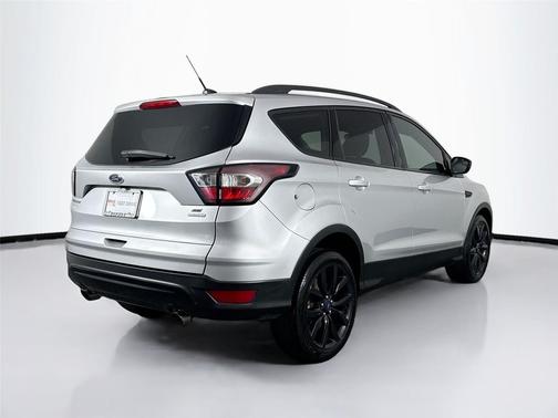 Ingot Silver 2018 Ford Escape SE