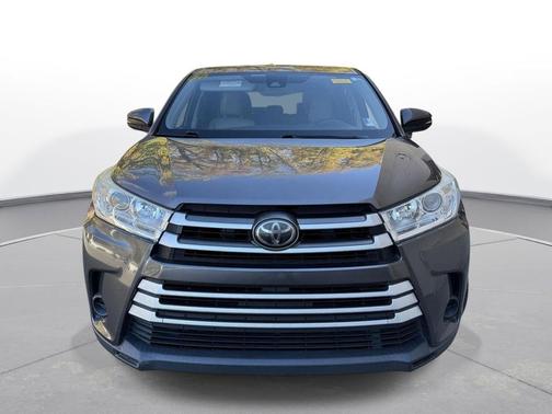 2017 Toyota Highlander LE