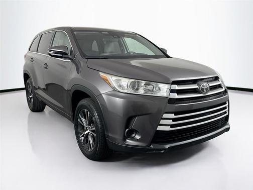 2017 Toyota Highlander LE