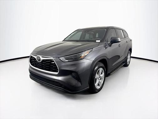 2022 Toyota Highlander L
