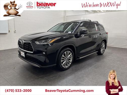 Midnight Black Metallic 2022 Toyota Highlander Platinum