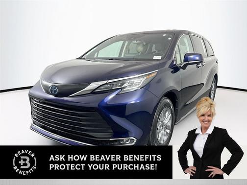 2022 Toyota Sienna XLE