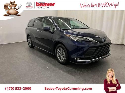 2022 Toyota Sienna XLE