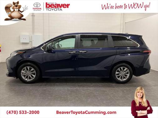 2022 Toyota Sienna XLE