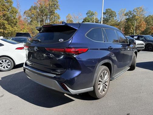 2021 Toyota Highlander Platinum