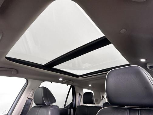 2023 Honda Pilot AWD Elite