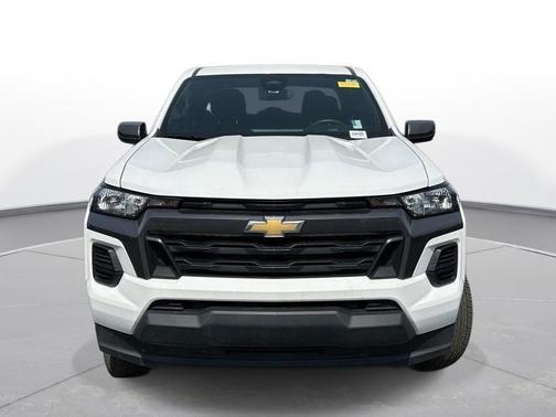 Summit White 2024 Chevrolet Colorado LT