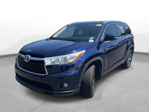 Nautical Blue Metallic 2016 Toyota Highlander XLE