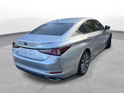 2023 Lexus ES 350 Base