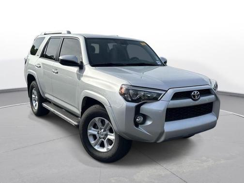 Classic Silver Metallic 2018 Toyota 4Runner SR5