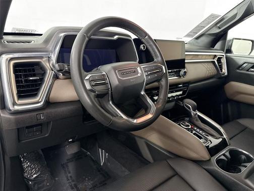 2023 GMC Canyon Denali