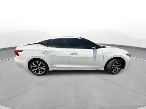 Pearl White 2016 Nissan Maxima 3.5 SL