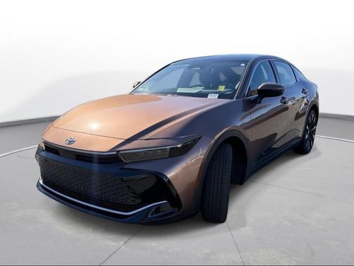 2025 Toyota Crown Platinum