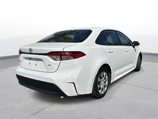 Ice Cap 2024 Toyota Corolla LE